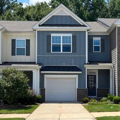 Main picture of 706 Treviso Ln