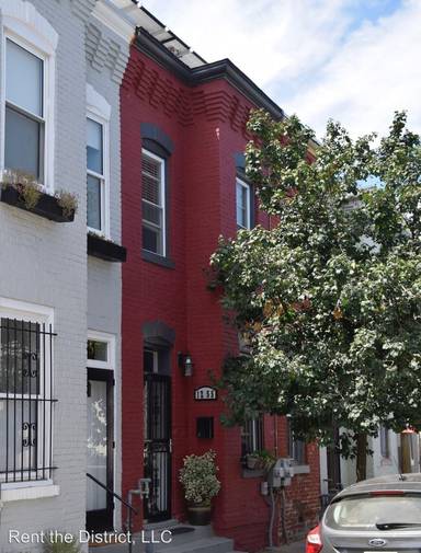 Main picture of 1249 Wylie St NE