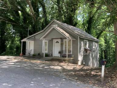 Main picture of 228 Craig St