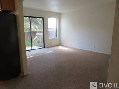 Main picture of 670 24th Ave