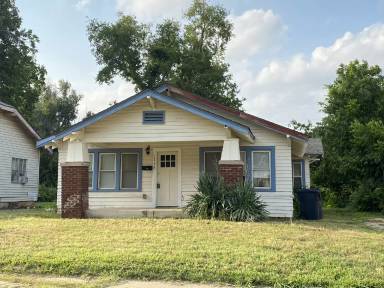 Main picture of 1213 NE 17th St