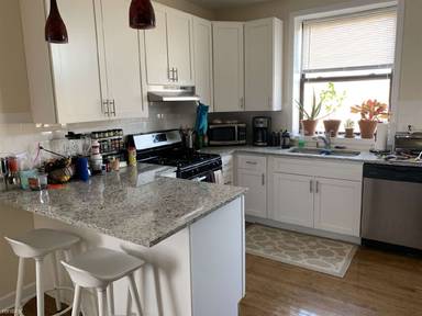 Main picture of 1819 W Leland Ave & 4653 N Wolcott Ave Apartments