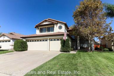 Main picture of 25751 Calle Agua