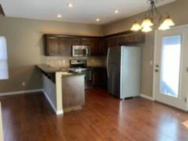 Main picture of 3505 S Juniper Ave