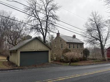 Main picture of 3686 Lower Saucon Rd