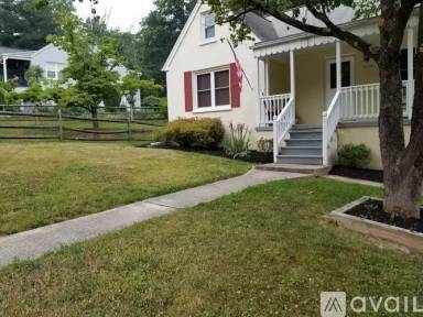 Main picture of 9824 Homeland Ave