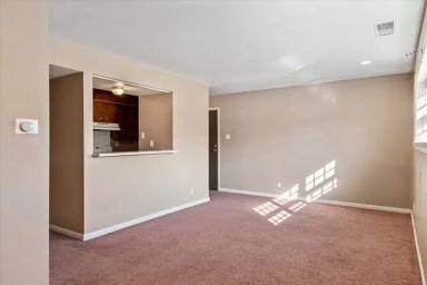 Main picture of 103-117 S Elder Ln Apartments