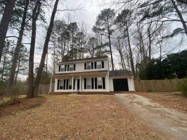 Main picture of 550 Forest Xing