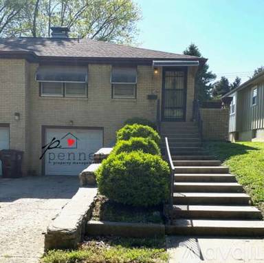 Main picture of 3432 S Oxford Ave