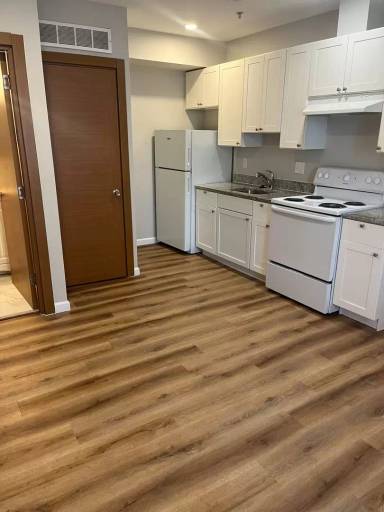 Main picture of 1923 Benning Rd NE