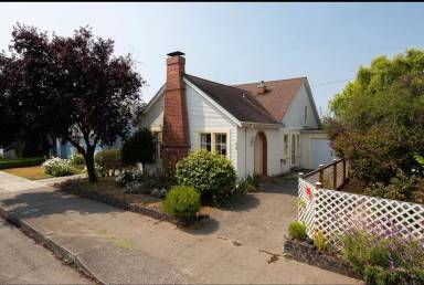 Main picture of 529 15th St