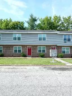 Main picture of 192 Straight St