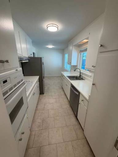 Main picture of 2087 Donald Dr