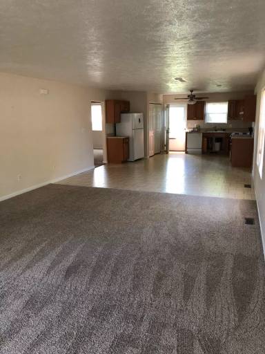 Main picture of 406 W College St