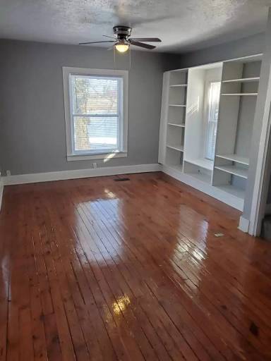 Main picture of 647 River Ave