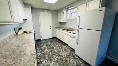 Main picture of 1028 S High St