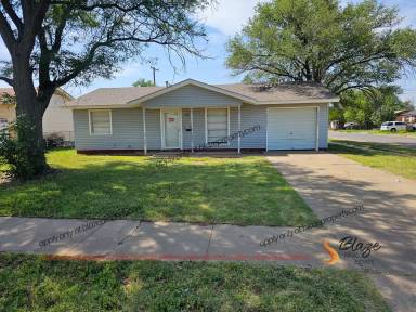 Main picture of 4200 Pinon Ave
