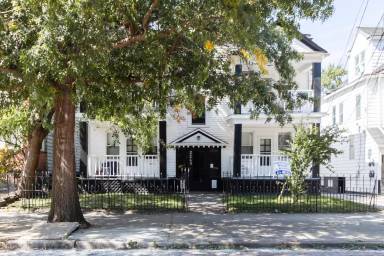 Main picture of 2240 Murray Hill Rd