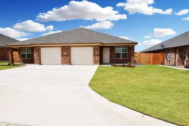 Main picture of 510 Paseo del Plata