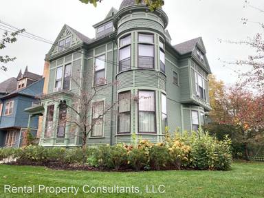 Main picture of 50 College Ave NE