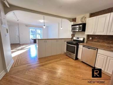 Main picture of 837 Prospect Pl