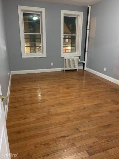 Main picture of 2600 Summit Ave