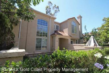 Main picture of 734 Moby Dick Ln