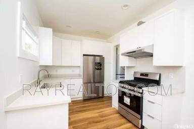 Main picture of 1310 18th Ave