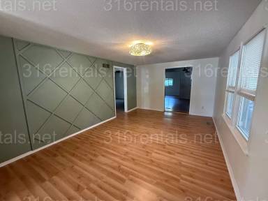 Main picture of 1651 S Lulu Ave