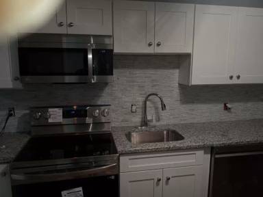 Main picture of 542 S Main St