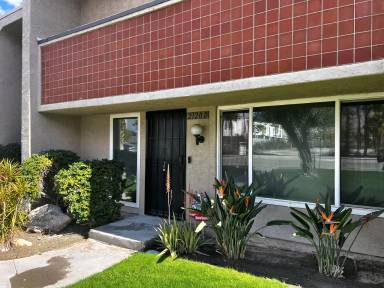 Main picture of 2120 N Indian Canyon Dr