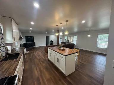 Main picture of 10310 Picadilly Ln SW