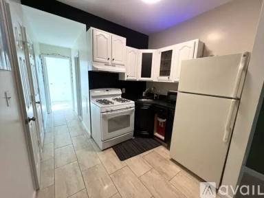 Main picture of 955 Bennett Pl