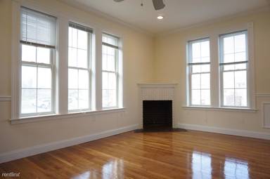 Main picture of 15 Glenville Ave
