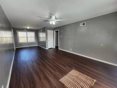 Main picture of 1214 Rose Dr