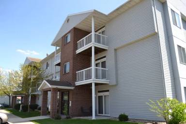 Main picture of 245 Sinclair Ave