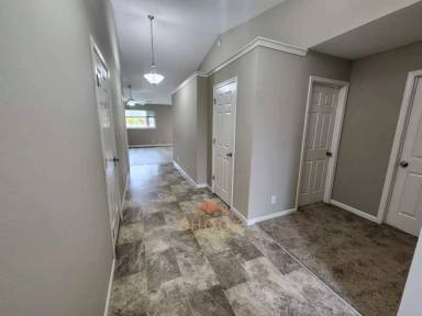 Main picture of 3174 Fleming Dr