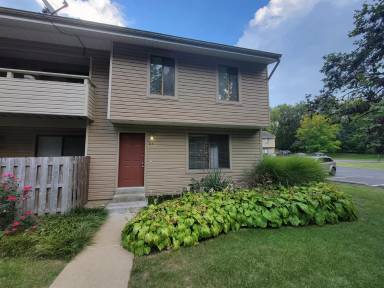 Main picture of 65 Jakes Ct