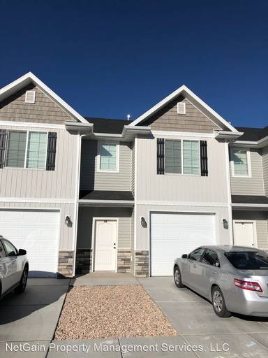 Main picture of 474 W 1425 N
