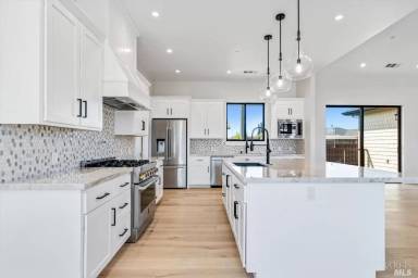 Main picture of 4563 Brighton Dr