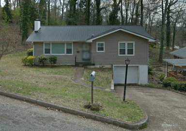 Main picture of 1704 Marguerite Ave