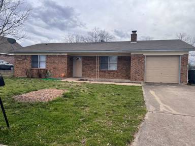 Main picture of 706 Rim Dr