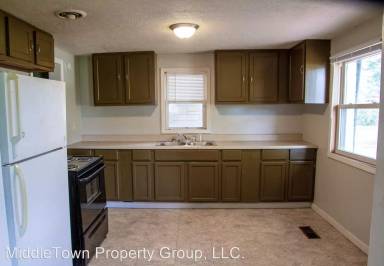 Main picture of 219 N Claypool Rd