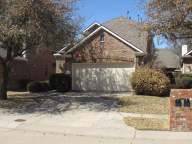 Main picture of 2020 Webb Dr