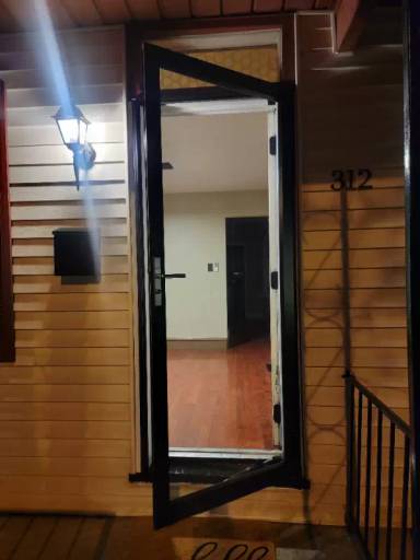 Main picture of 312 Otter St