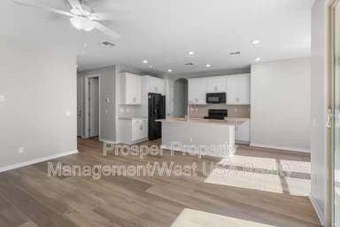 Main picture of 24094 N 162nd Ln