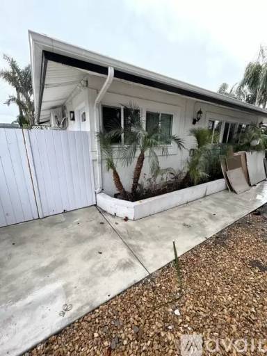 Main picture of 10732 Gerald Ave