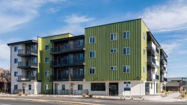 Main picture of 121 Vesta St