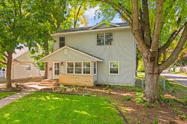 Main picture of 4200 Webster Ave S
