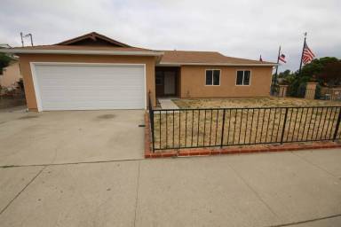 Main picture of 6692 Tiffin Ave